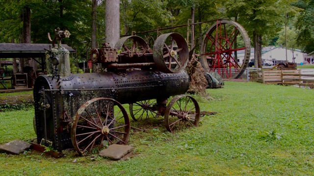 Tractor 1